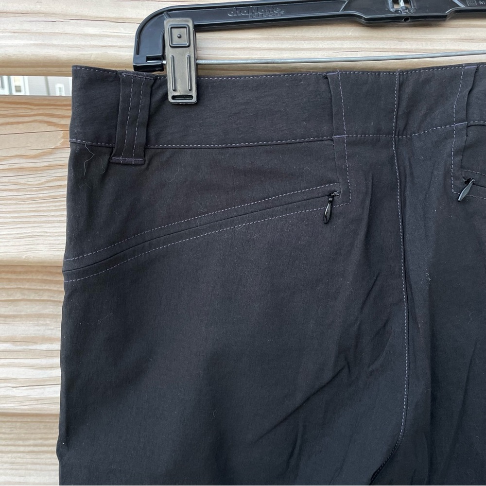 Athleta black active & everyday pants Women 10 Like New - Picture 10 of 14